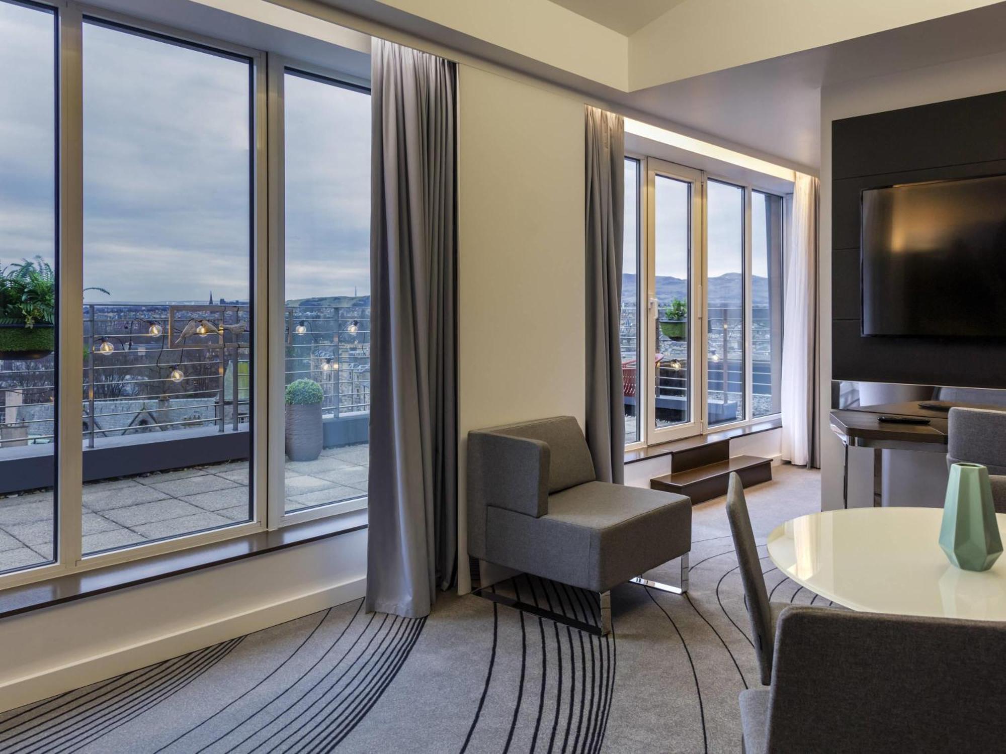Novotel Edinburgh Centre — Foto’s 1